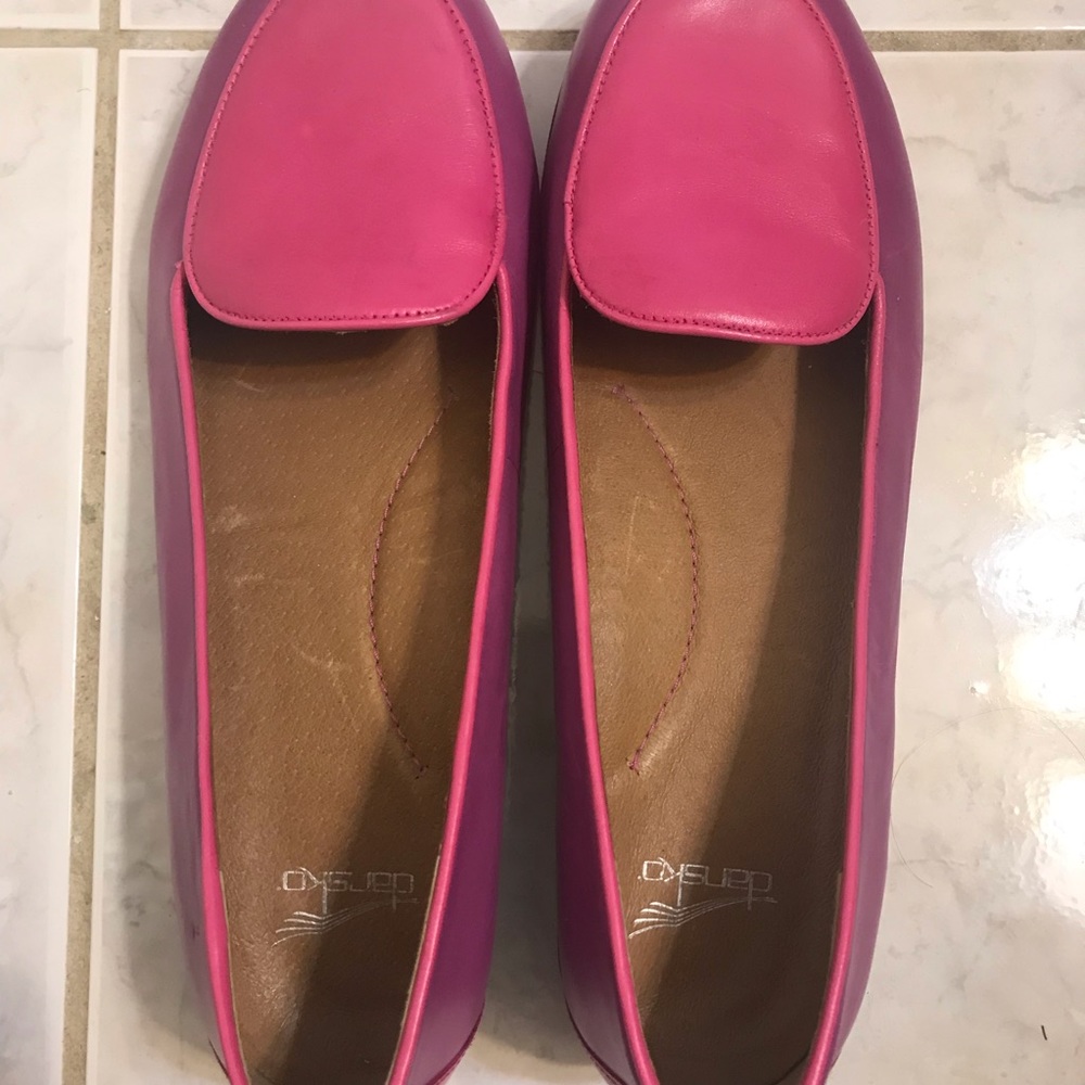 Dansko Nastacia pink leather flats- size 40